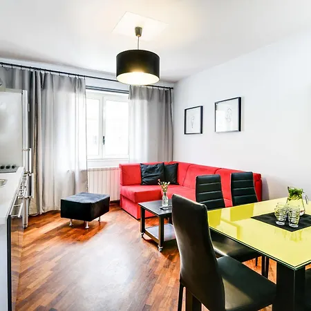 Urban Apartman